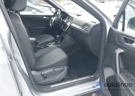 2021 Volkswagen Tiguan 2.0T Se/2.0T Se R-Line Black/2.0T Sel from USA, damaged, VIN 3VV2B7AX2MM020276